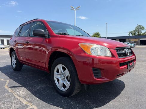 Used 2012 Toyota RAV4 FWD w/ Value Pkg image 3