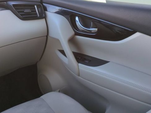 Certified 2021 Nissan Rogue Sport SV FWD image 13