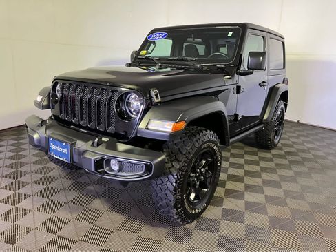 Used 2022 Jeep Wrangler Sport AWD/4WD image 3