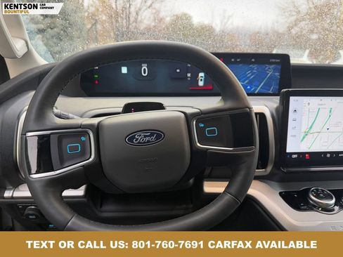 Used 2025 Ford Expedition Max Active AWD/4WD image 18