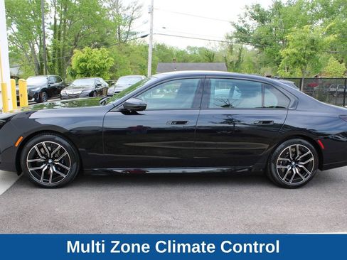 Used 2023 BMW 760i xDrive image 13
