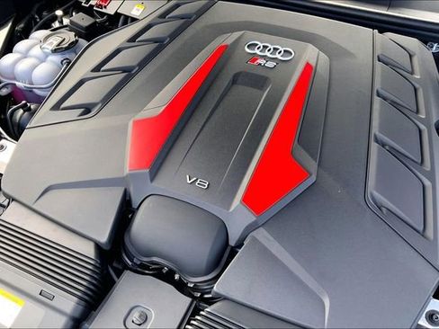 Used 2026 Audi RS Q8 performance image 33