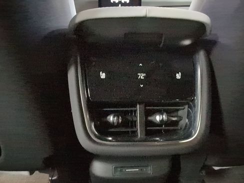 Used 2025 Polestar Polestar 3 image 18