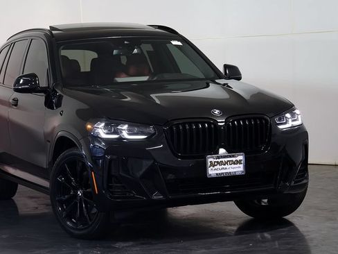 Used 2023 BMW X3 xDrive30i w/ M Sport Package AWD/4WD image 6