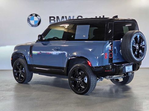 Used 2023 Land Rover Defender 90 X-Dynamic SE AWD/4WD image 4