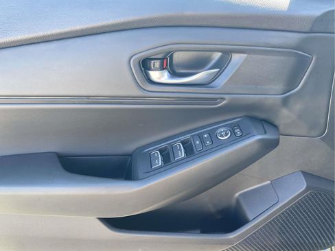 Used 2024 Honda Accord EX image 15