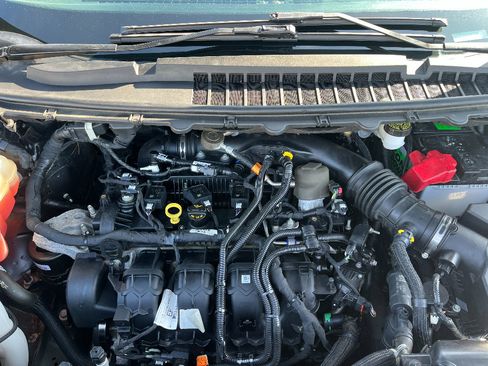 Used 2019 Ford Edge Titanium image 44