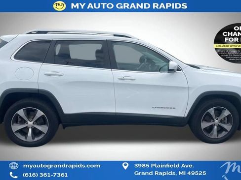 Used 2019 Jeep Cherokee Limited AWD/4WD image 3