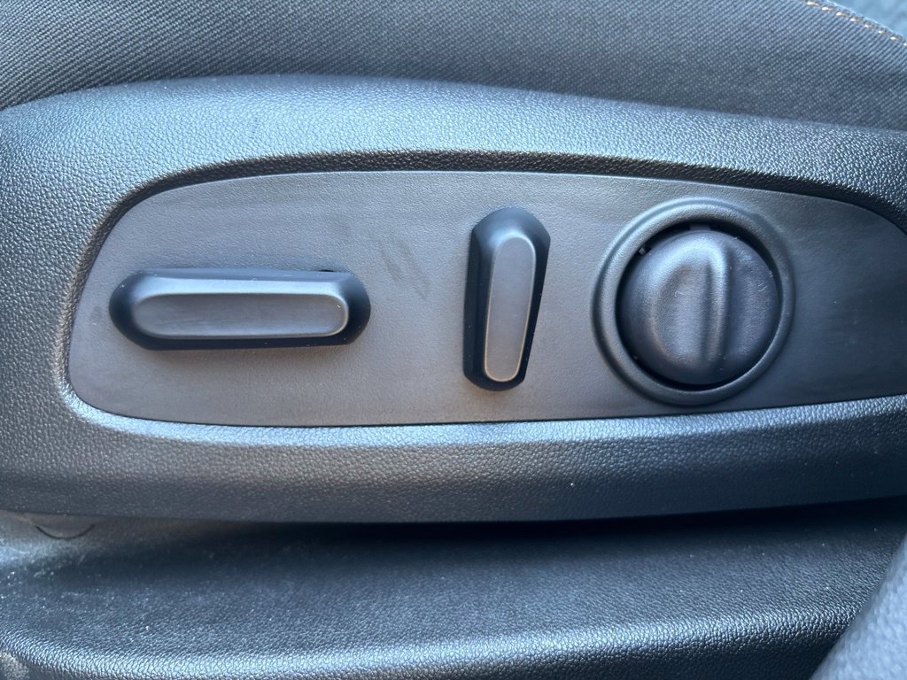 Used 2024 Chevrolet Equinox LT AWD/4WD image 19