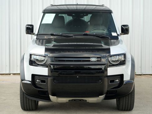 Used 2023 Land Rover Defender 110 X image 50