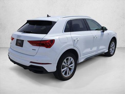 Used 2023 Audi Q3 2.0T Premium Plus w/ Premium Plus Package AWD/4WD image 5