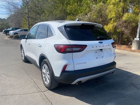 Used 2024 Ford Escape Active image 5