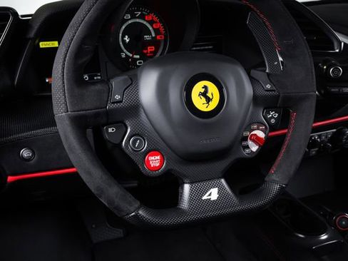 Used 2019 Ferrari 488 Pista Coupe RWD image 36