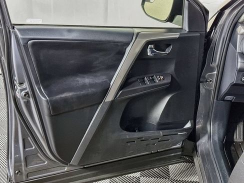 Used 2017 Toyota RAV4 XLE w/ All Weather Liner Package AWD/4WD image 10