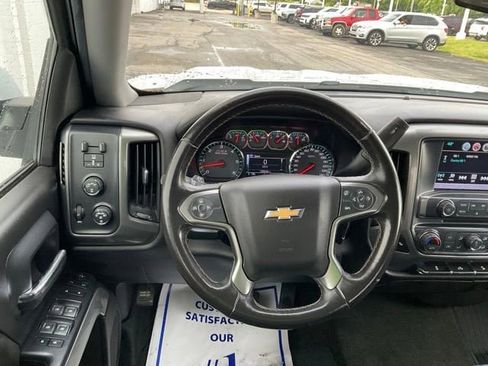 Used 2018 Chevrolet Silverado 1500 LT w/ All Star Edition AWD/4WD image 29
