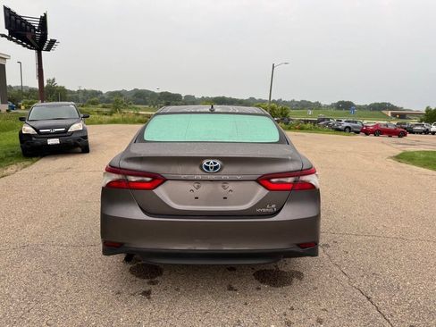 Used 2021 Toyota Camry LE FWD image 15