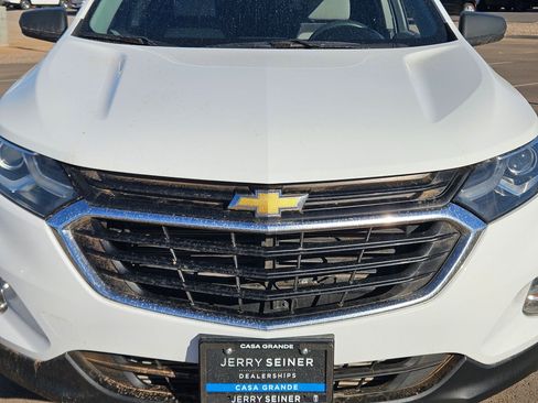 Certified 2020 Chevrolet Equinox LS w/ LS Convenience Package FWD image 9