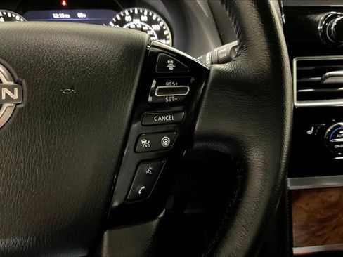 Used 2024 Nissan Armada SL image 19