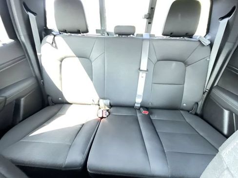 Used 2023 Chevrolet Colorado LT w/ LT Convenience Package II AWD/4WD image 16