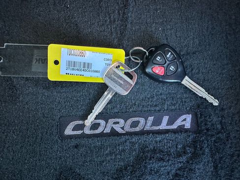 Used 2013 Toyota Corolla S image 27