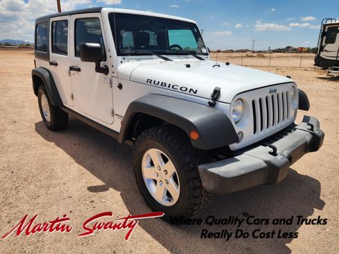 Used 2016 Jeep Wrangler Unlimited Rubicon w/ Connectivity Group AWD/4WD image 1