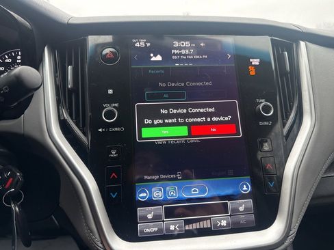 Used 2020 Subaru Outback Premium image 27