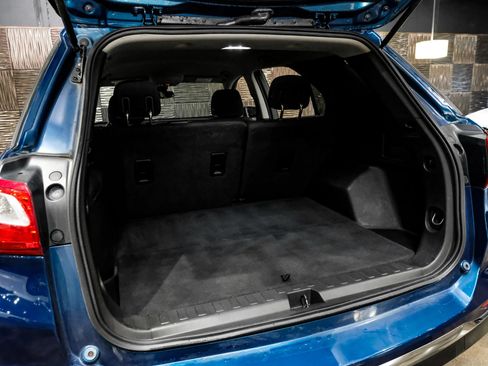 Used 2020 Chevrolet Equinox LT FWD image 56