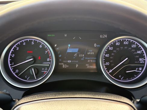 Used 2022 Toyota Camry XLE w/ Navigation Package FWD image 22