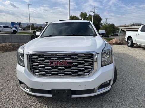 Used 2020 GMC Yukon XL Denali w/ Open Road Package AWD/4WD image 4