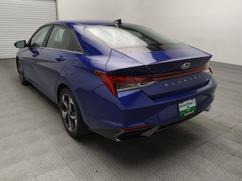 Used 2023 Hyundai Elantra Limited FWD image 5
