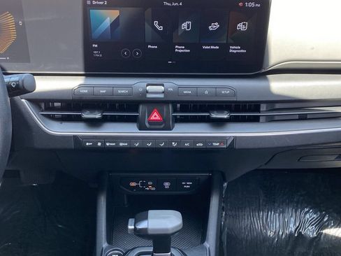 Used 2025 Kia K4 FWD image 29