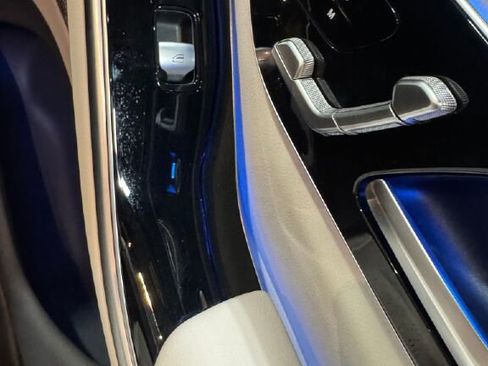 Used 2023 Mercedes-Benz S 500 4MATIC image 23