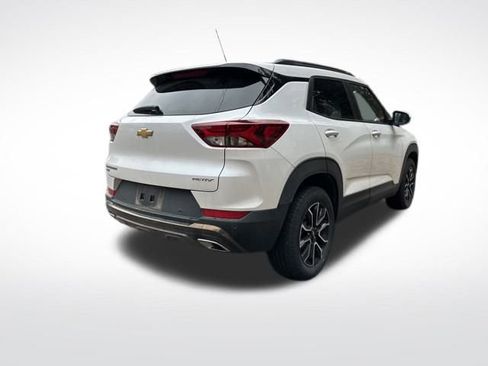 Certified 2023 Chevrolet TrailBlazer ACTIV w/ Sun and Liftgate Package image 5