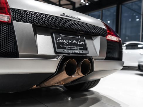 Used 2005 Lamborghini Murcielago Coupe image 43