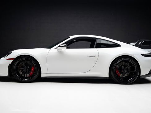 Used 2024 Porsche 911 GT3 image 18