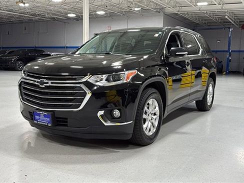 Certified 2020 Chevrolet Traverse LT w/ LPO, Floor Liner Package image 18