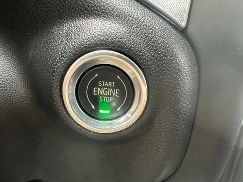 Used 2021 GMC Sierra 1500 Elevation image 37