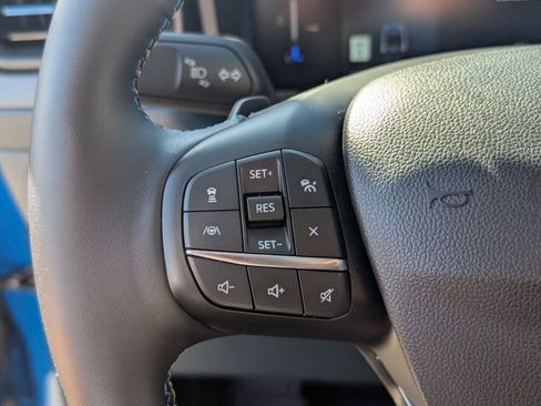 Used 2025 Ford Maverick Lobo image 26