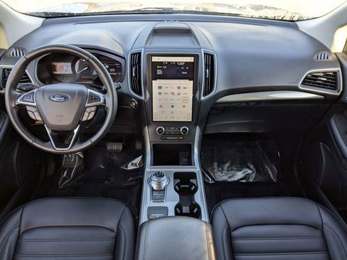 Used 2024 Ford Edge SEL image 17