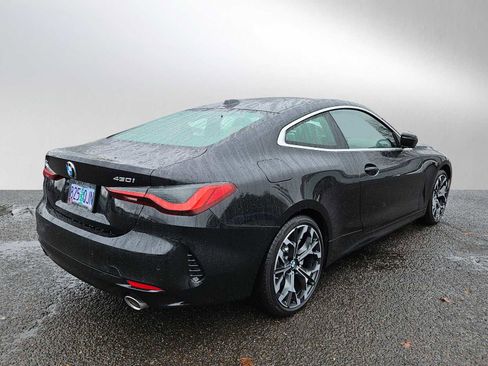 Used 2025 BMW 430i xDrive Coupe w/ Convenience Package image 3