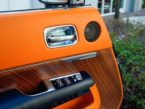 Used 2016 Rolls-Royce Dawn image 55