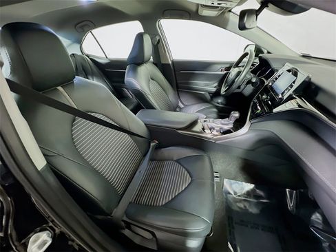 Certified 2024 Toyota Camry SE image 24