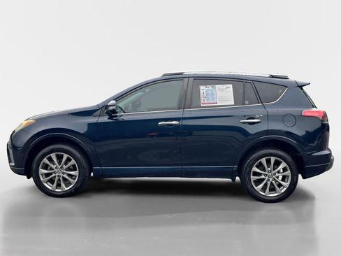 Used 2017 Toyota RAV4 Platinum FWD image 2