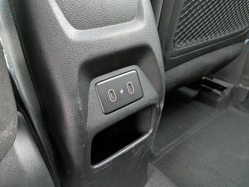 Certified 2024 Hyundai Venue SEL image 20