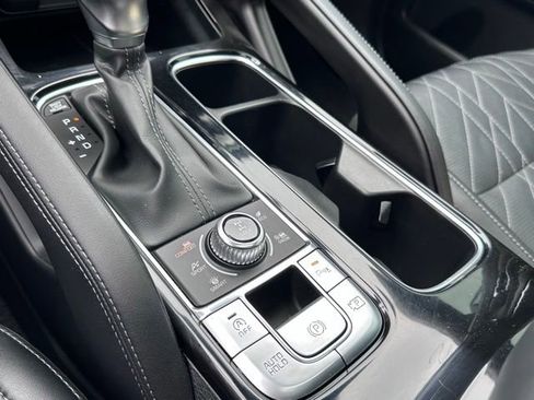 Used 2024 Kia Telluride SX Prestige X-Pro AWD/4WD image 17