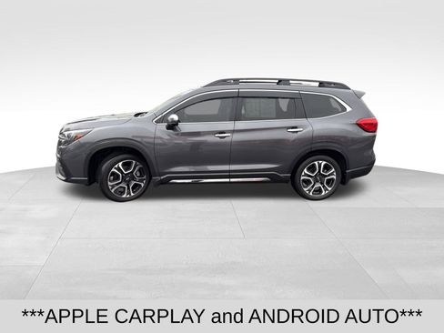 Used 2023 Subaru Ascent Touring image 2