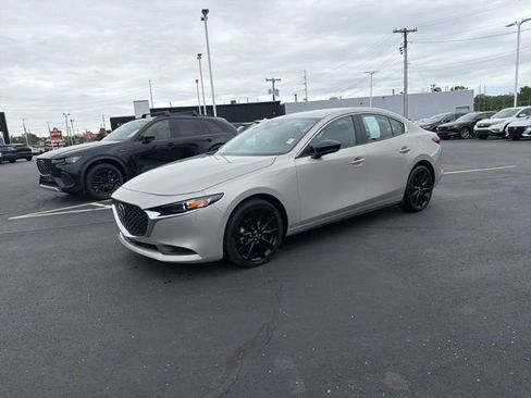 Used 2025 MAZDA MAZDA3 s FWD image 17