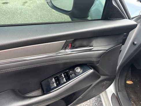 Used 2018 MAZDA MAZDA6 Sport FWD image 22
