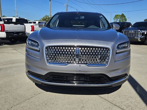 Used 2022 Lincoln Nautilus Reserve w/ Luxury Package image 2