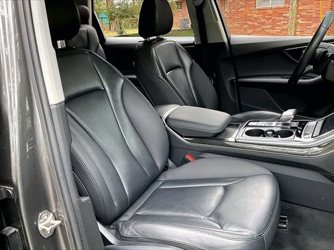 Used 2020 Audi Q7 2.0T Premium w/ Convenience Package image 26